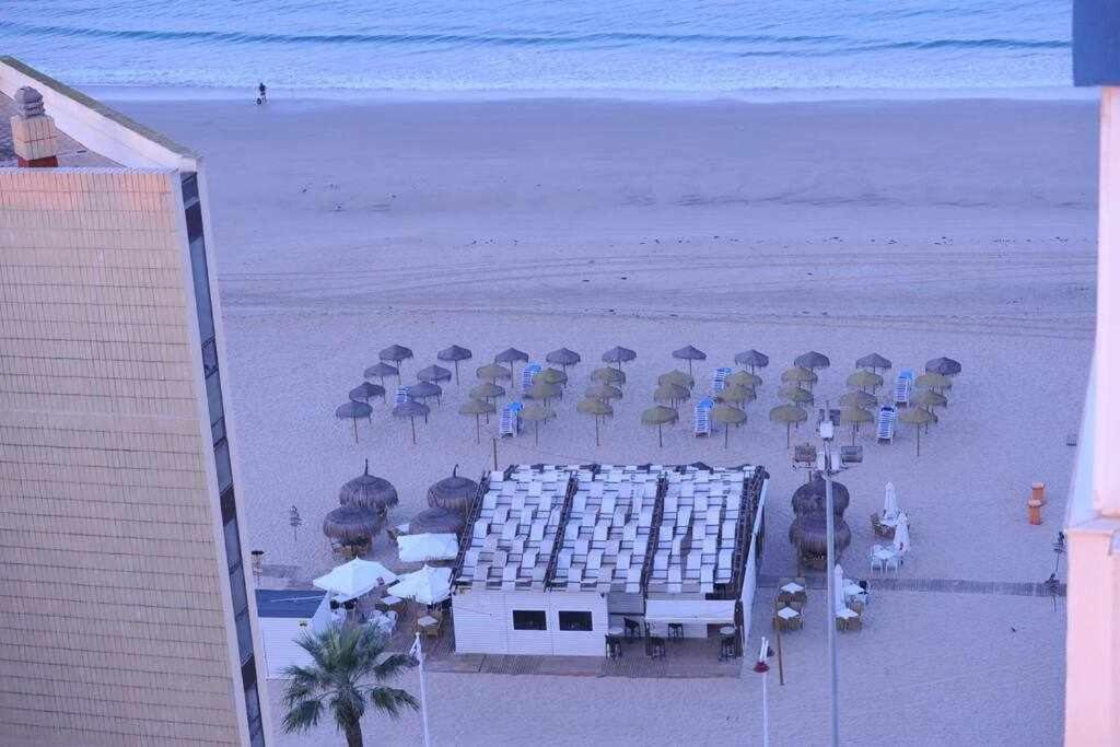 Atico Apartamento Loft Playa Victoria Cádiz Eksteriør billede